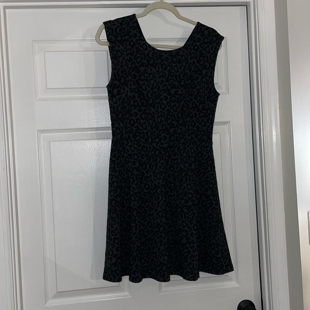 Loft black/gray dress in size 2